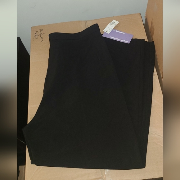 Laura Scott Black Pull-On Tummy Control Pants Size 16P Women - Picture 2 of 4